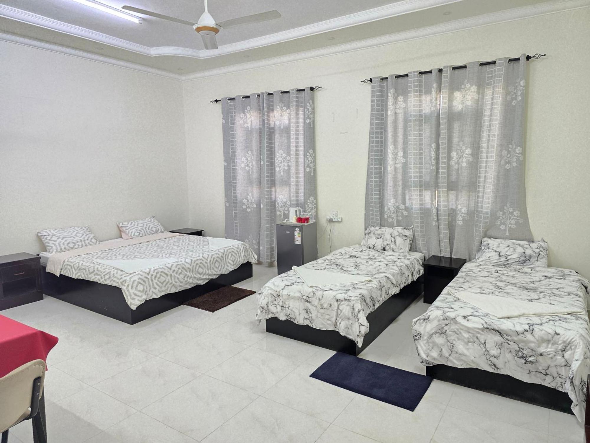 Turtle Guest House Sur Bagian luar foto